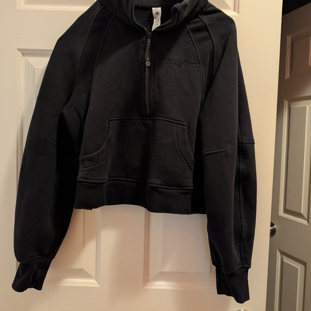 Lululemon Scuba Hoodie Fleet Feet XS/S